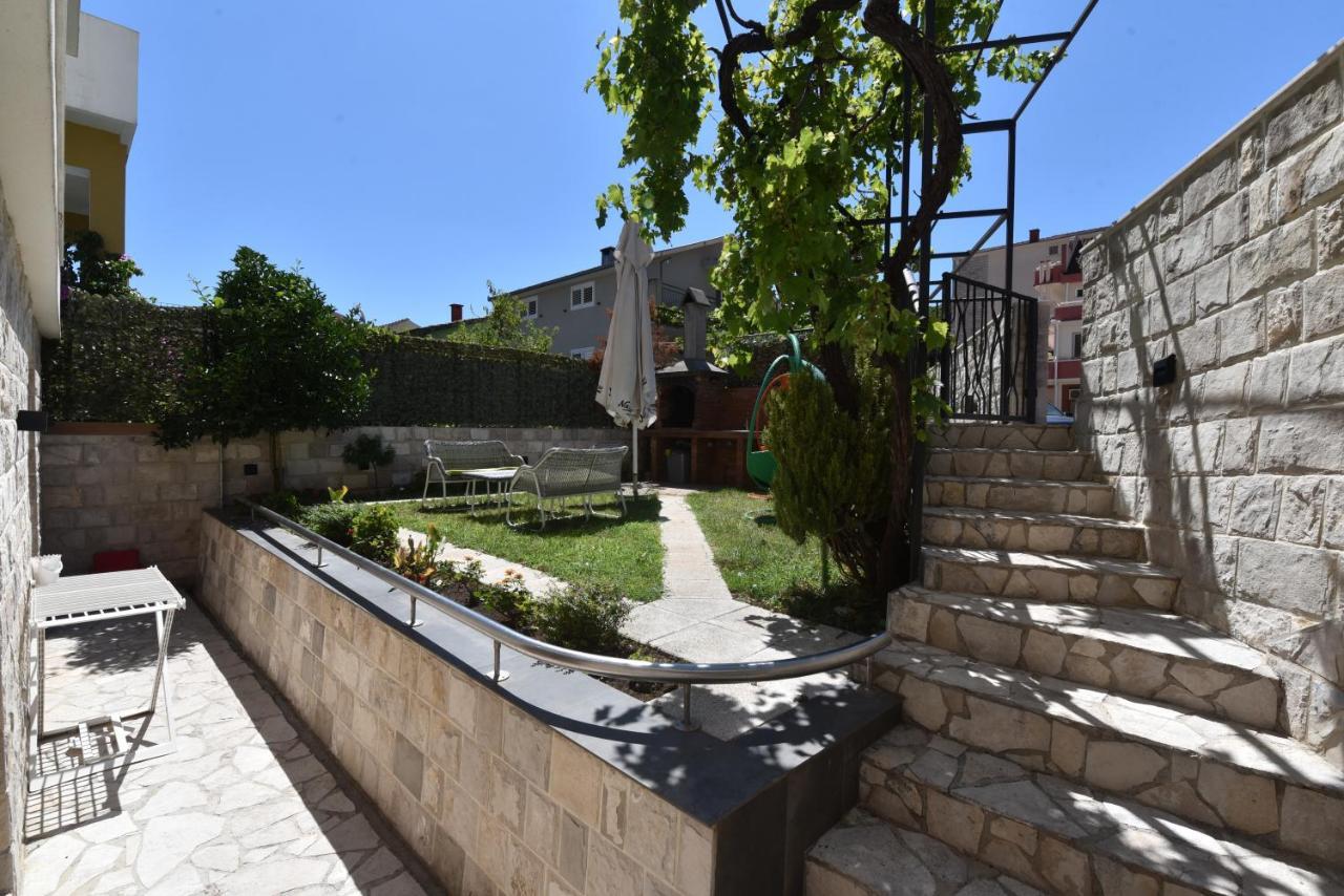 Buba Guest House Budva Exterior photo